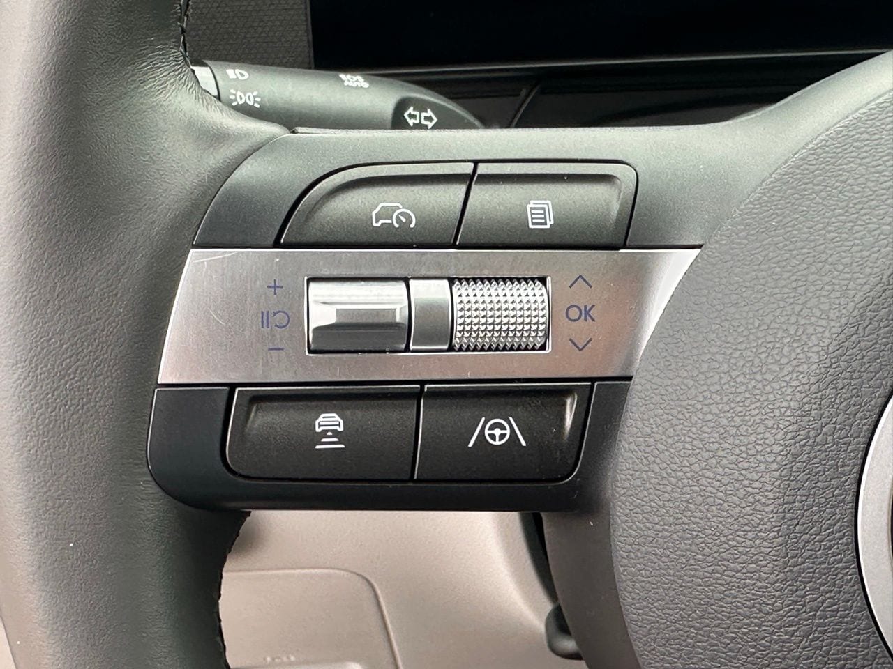 Used 2026 Ecotronic Gray Pearl Hyundai SEL Sport image 26