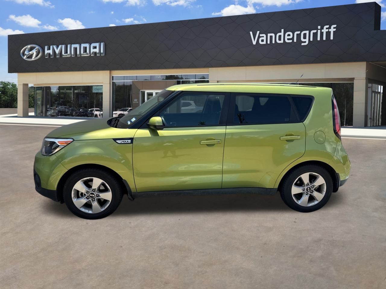 Used 2017 Kia Soul Base with VIN KNDJN2A28H7882233 for sale in Arlington, TX