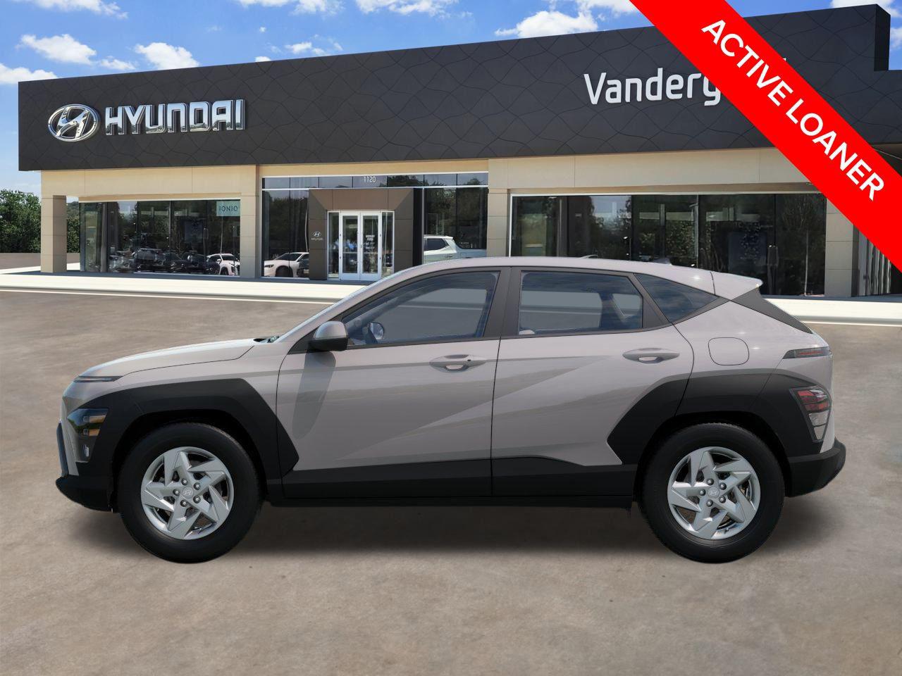 New 2026 C5G Gray Hyundai SE FWD image 3