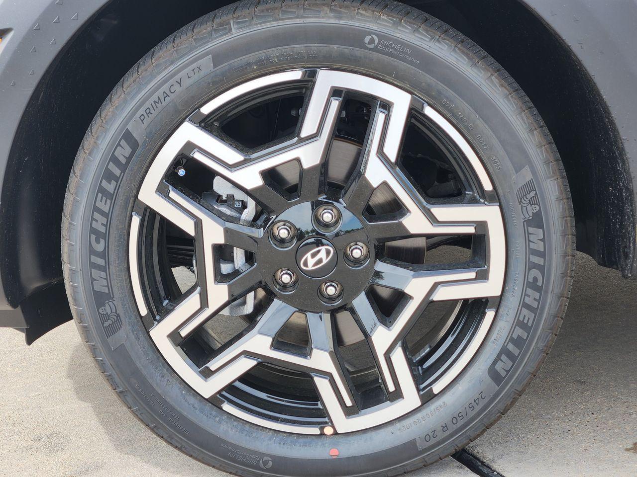 New 2026 S3B Black Hyundai Limited image 7