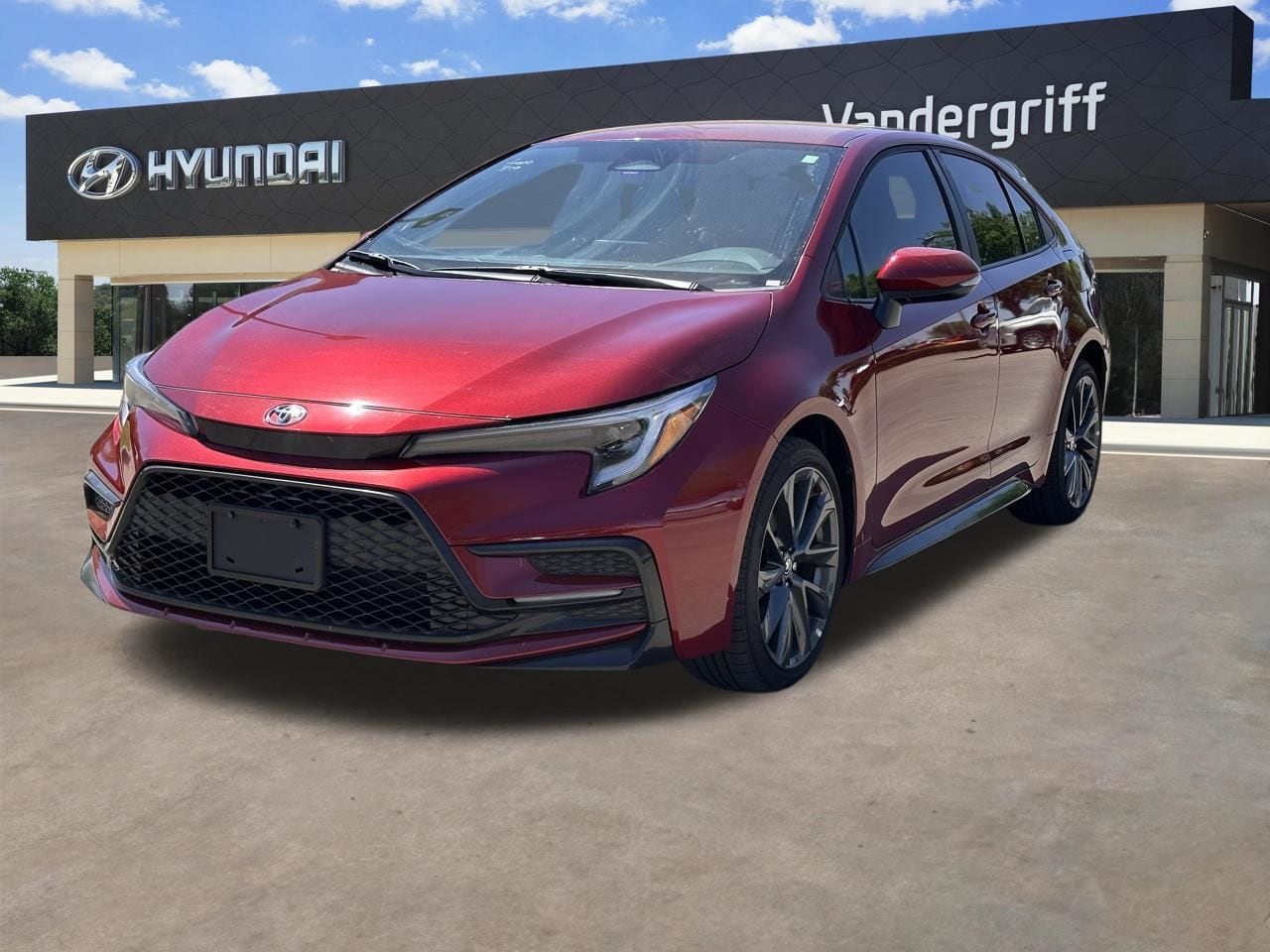 Used 2026 Ruby Flare Pearl Toyota SE image 4