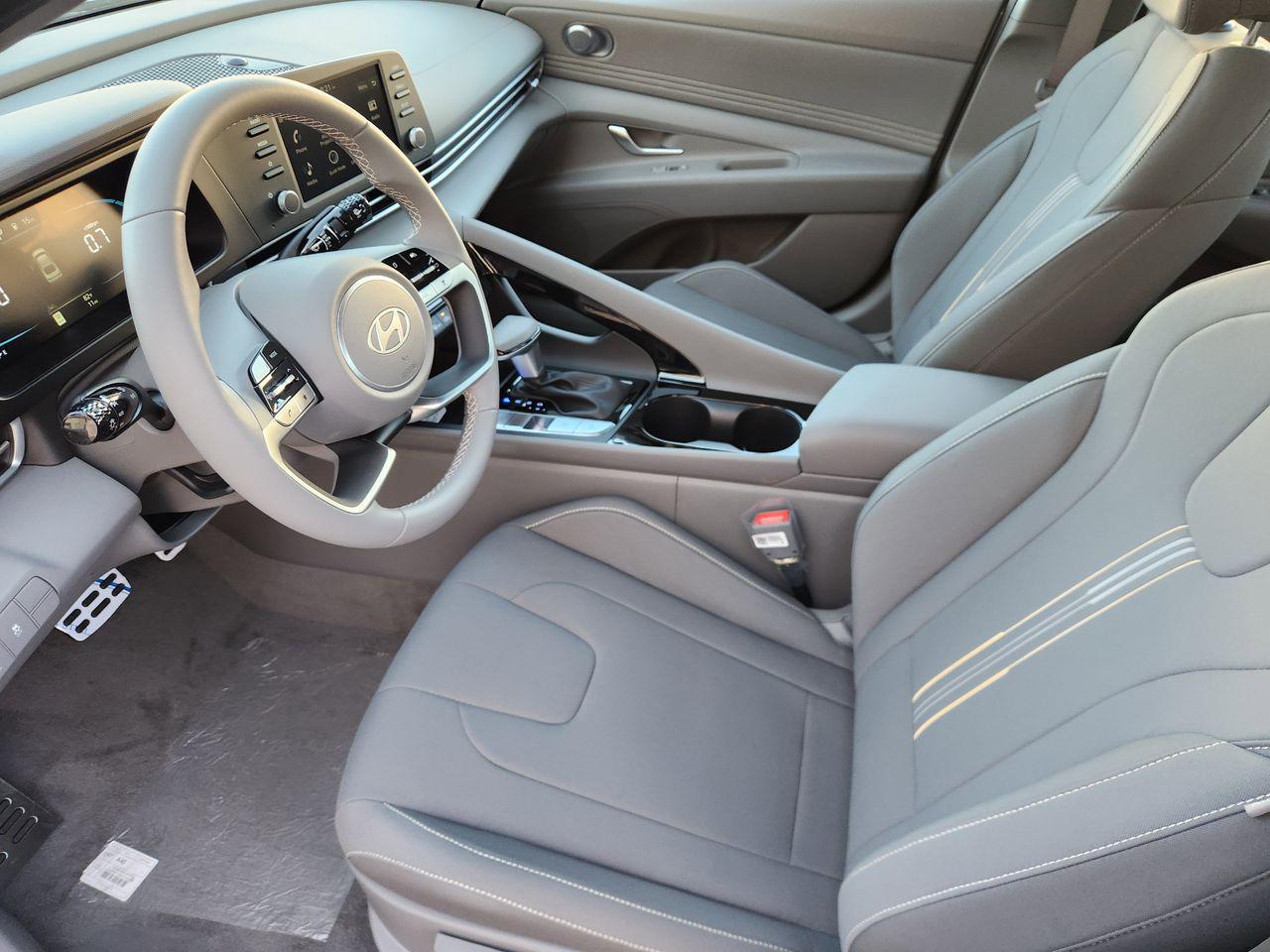 New 2026 Serenity White Hyundai SEL Sport image 9