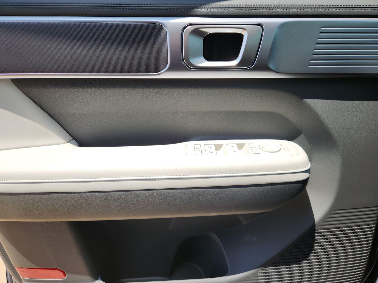 New 2027 Ecotronic Gray Hyundai SEL FWD image 22