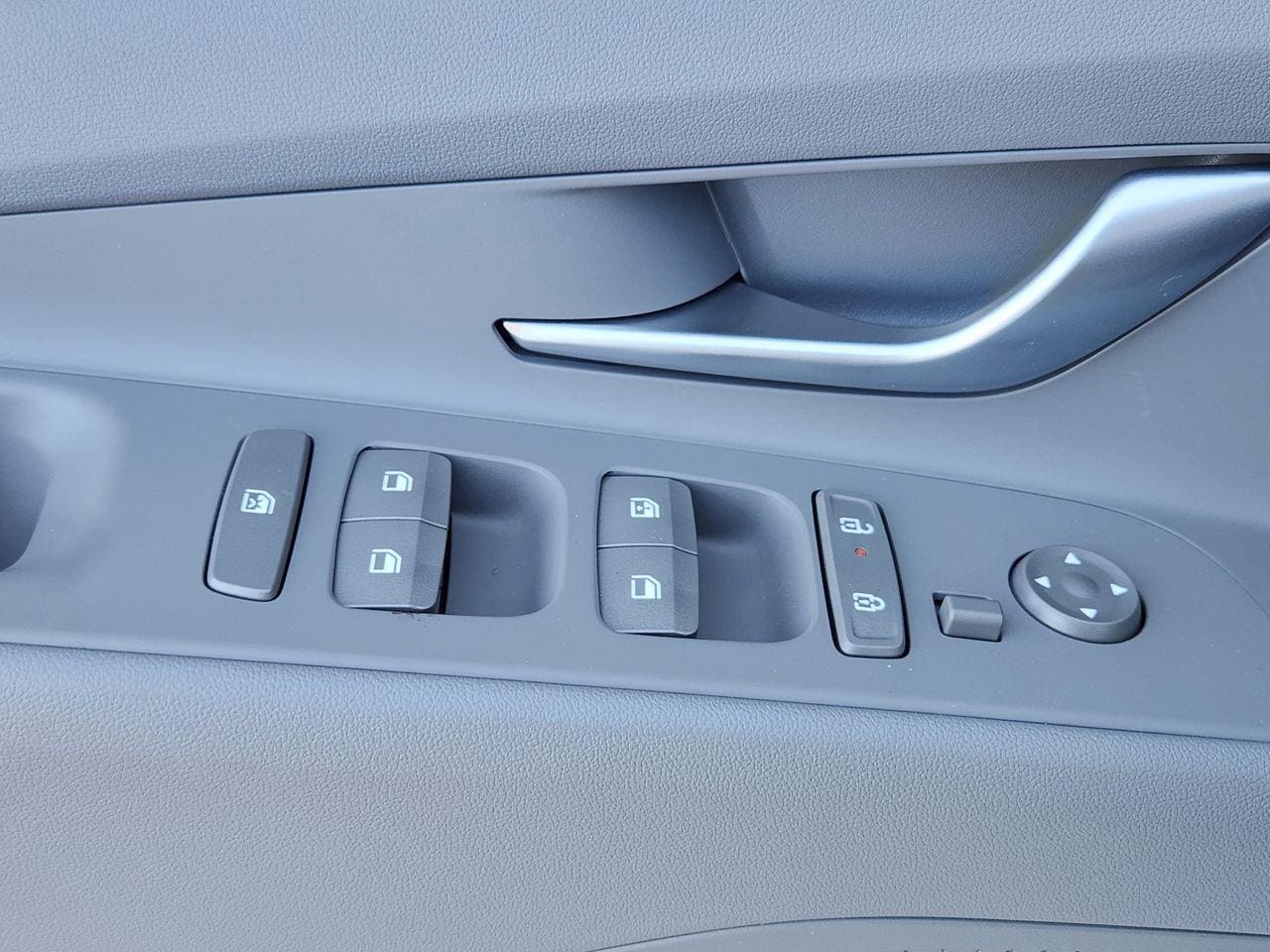 New 2026 W6H White Hyundai SEL Sport image 22