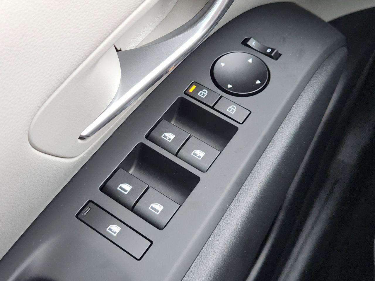 New 2026 Serenity White Pearl Hyundai SEL FWD image 20