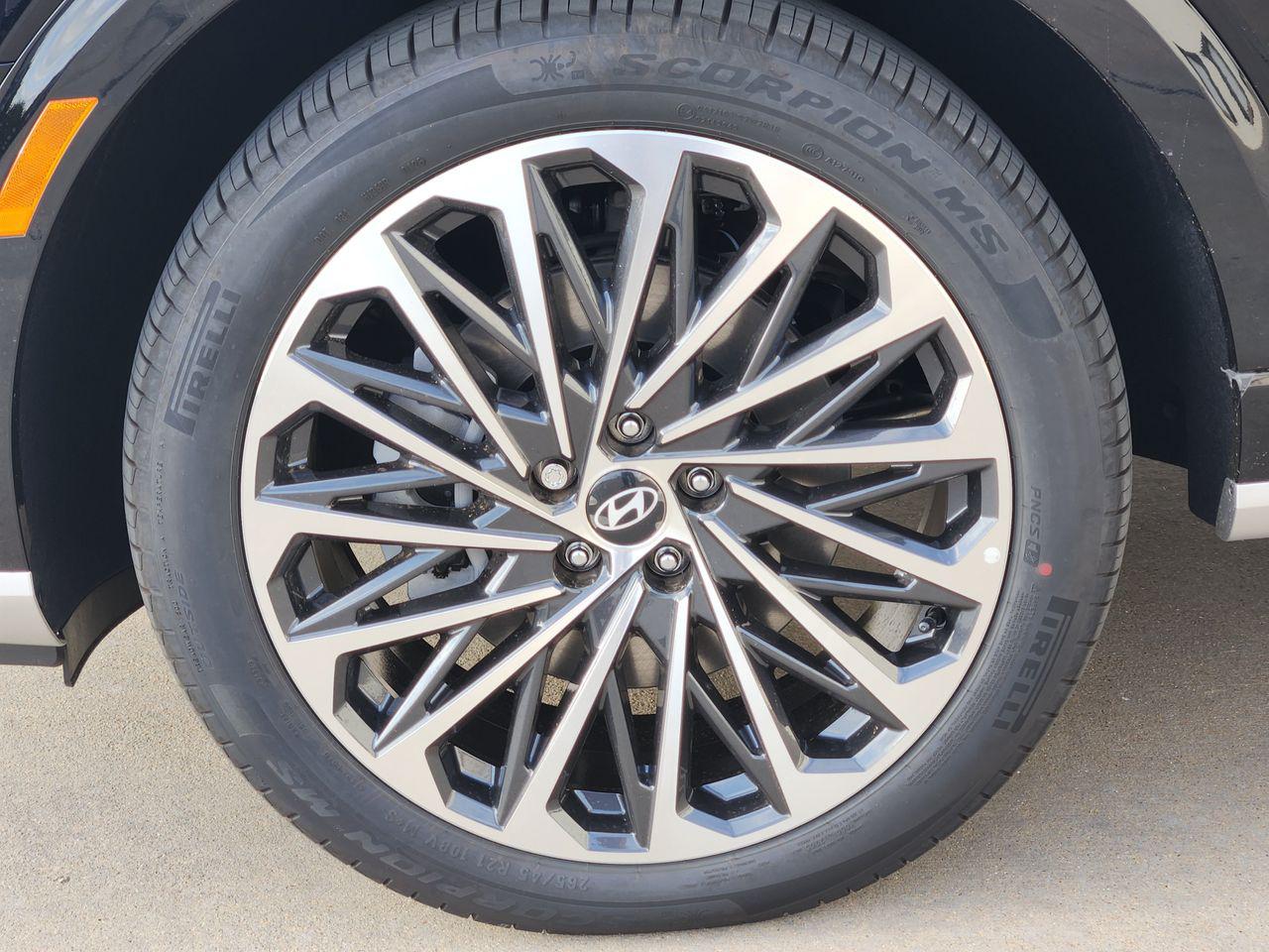 New 2027 Abyss Black Pearl Hyundai Calligraphy image 7