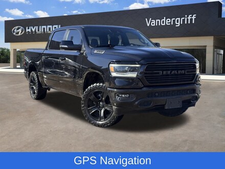 2021 Ram 1500 Big Horn/Lone Star Truck Crew Cab