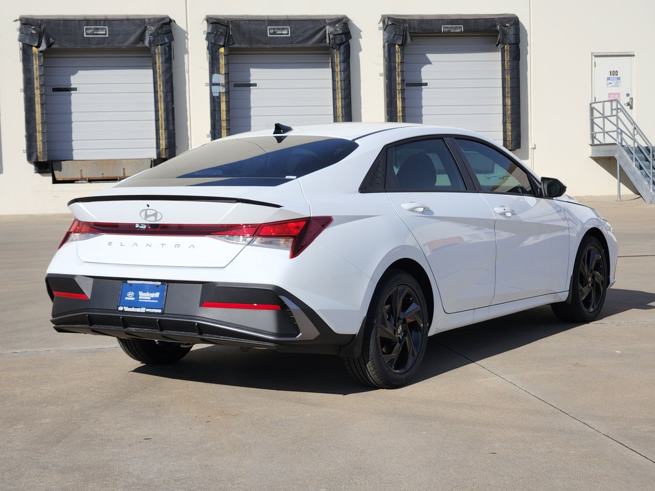 New 2026 W6H White Hyundai SEL Sport image 4