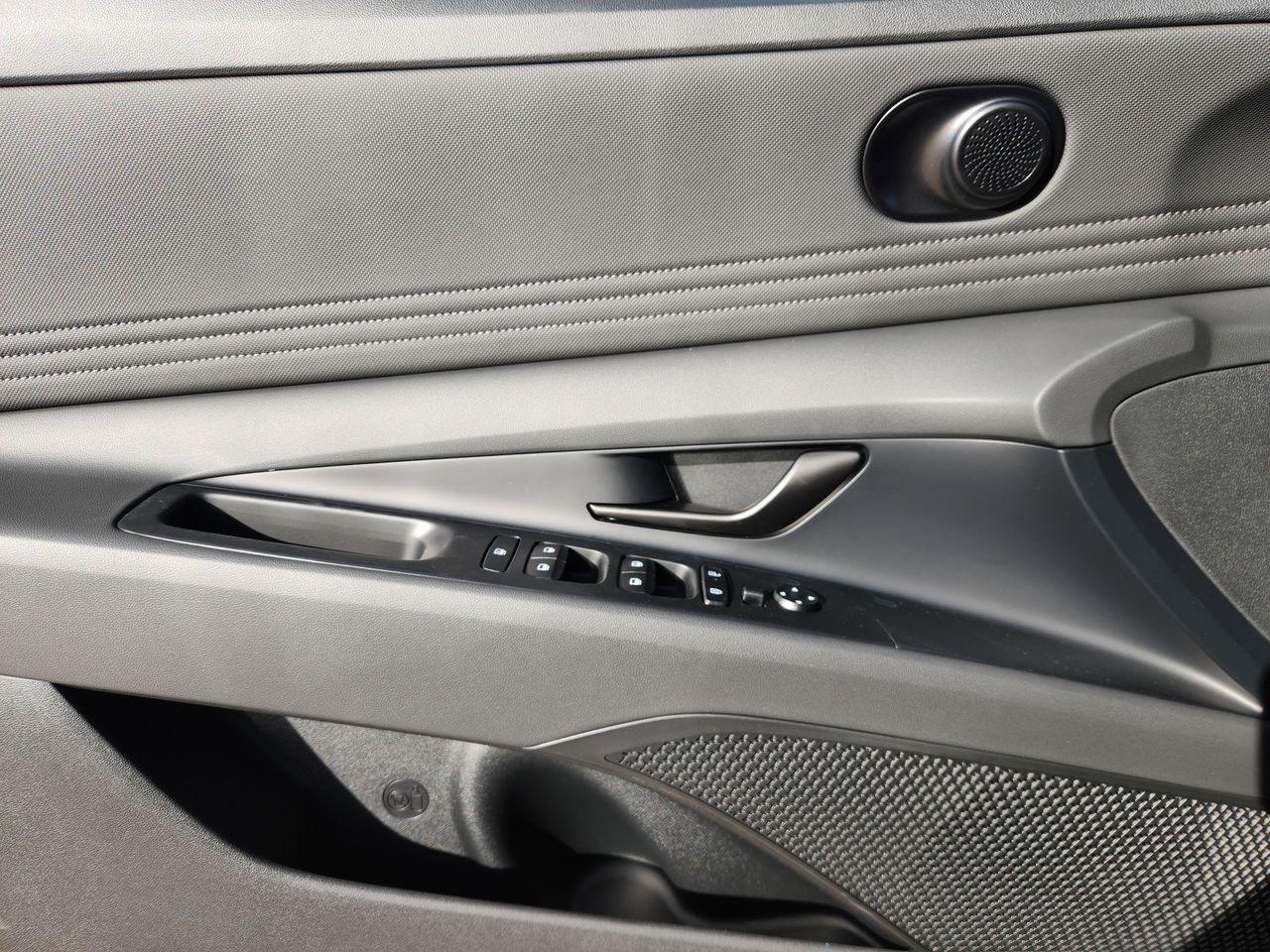 New 2026 A5G Gray Hyundai SEL Sport Premium image 22