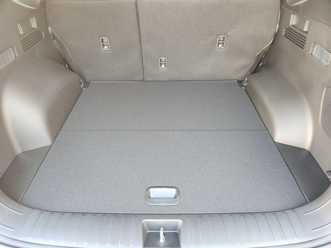 New 2026 W6H White Hyundai Limited image 32