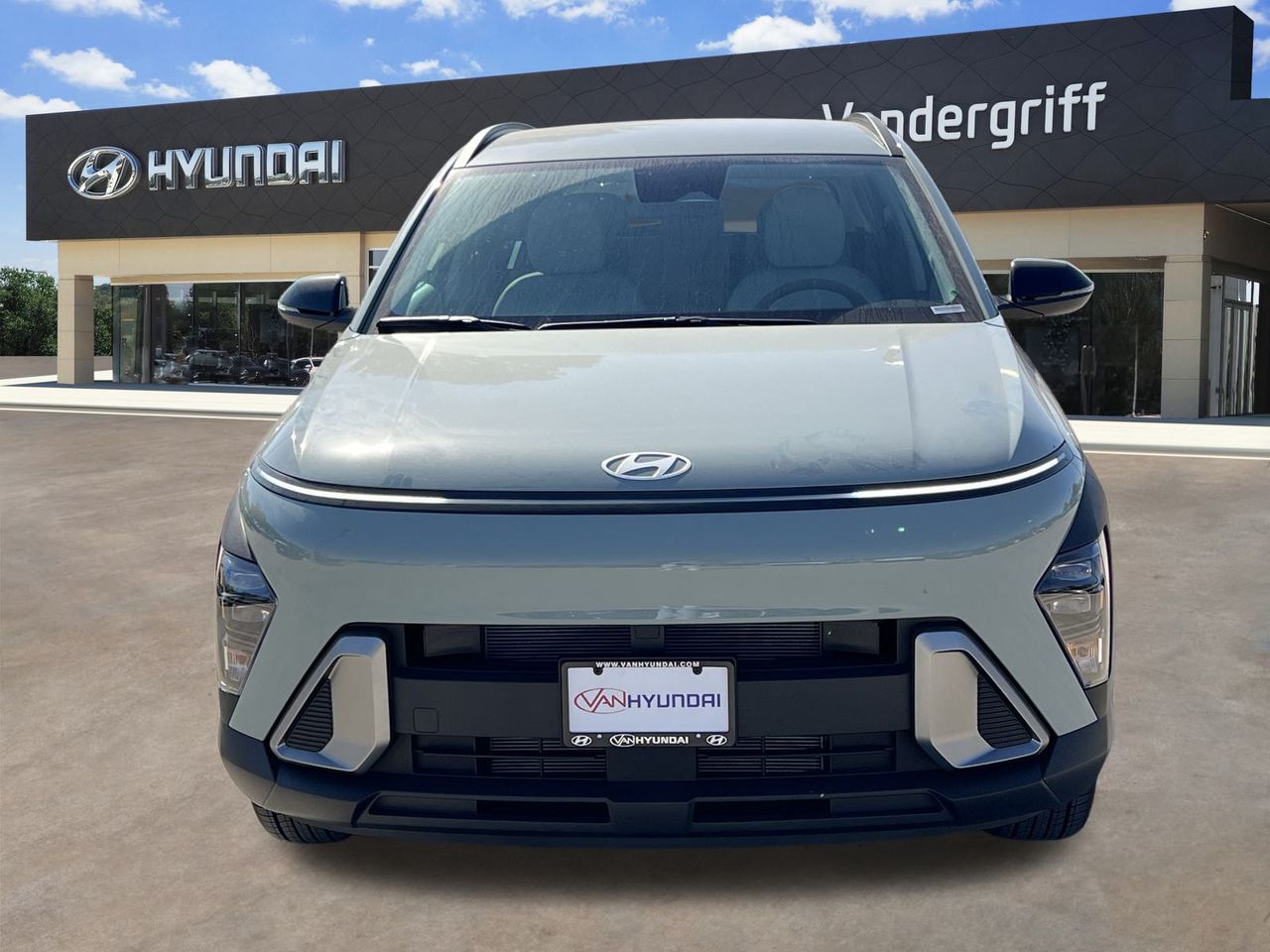 2026 Hyundai Kona SEL photo 2