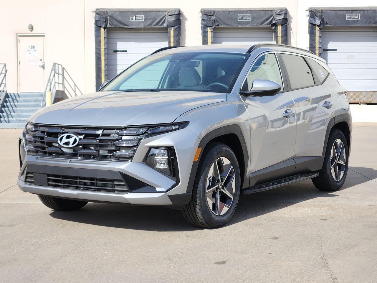 New 2026 R2T Silver Hyundai SEL FWD image 2