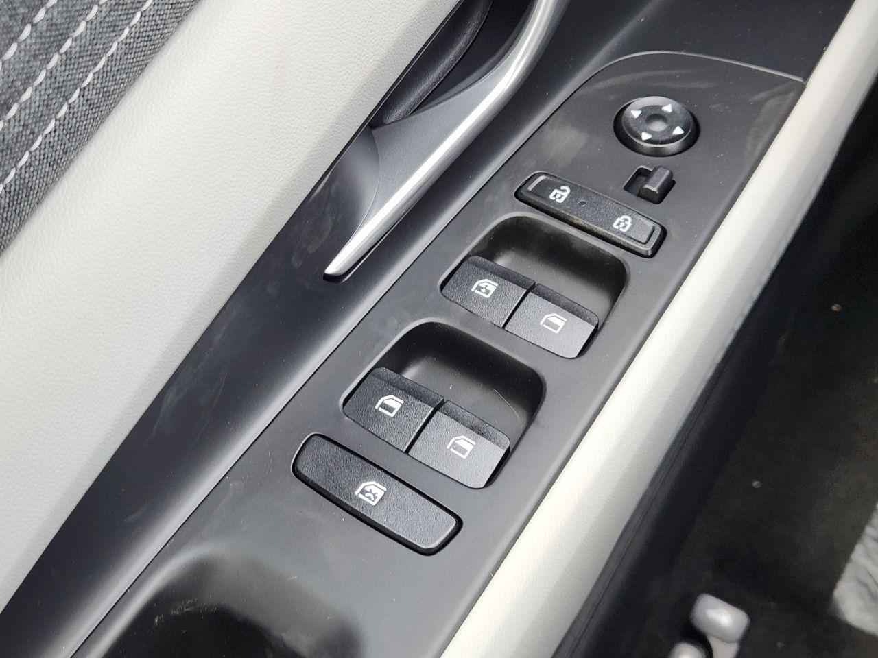 New 2026 W6H White Hyundai Limited image 22