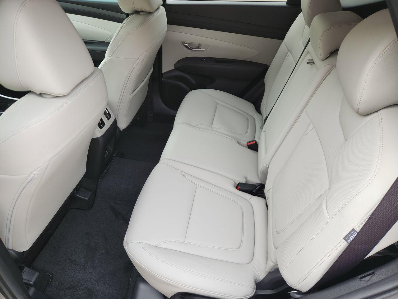 New 2026 R2T Silver Hyundai SEL Premium FWD image 29