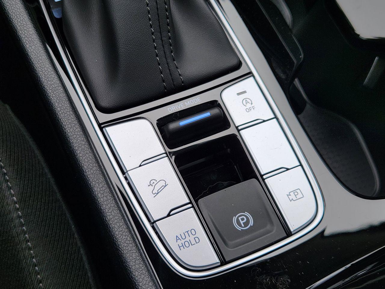 New 2026 S3B Black Hyundai SEL FWD image 19