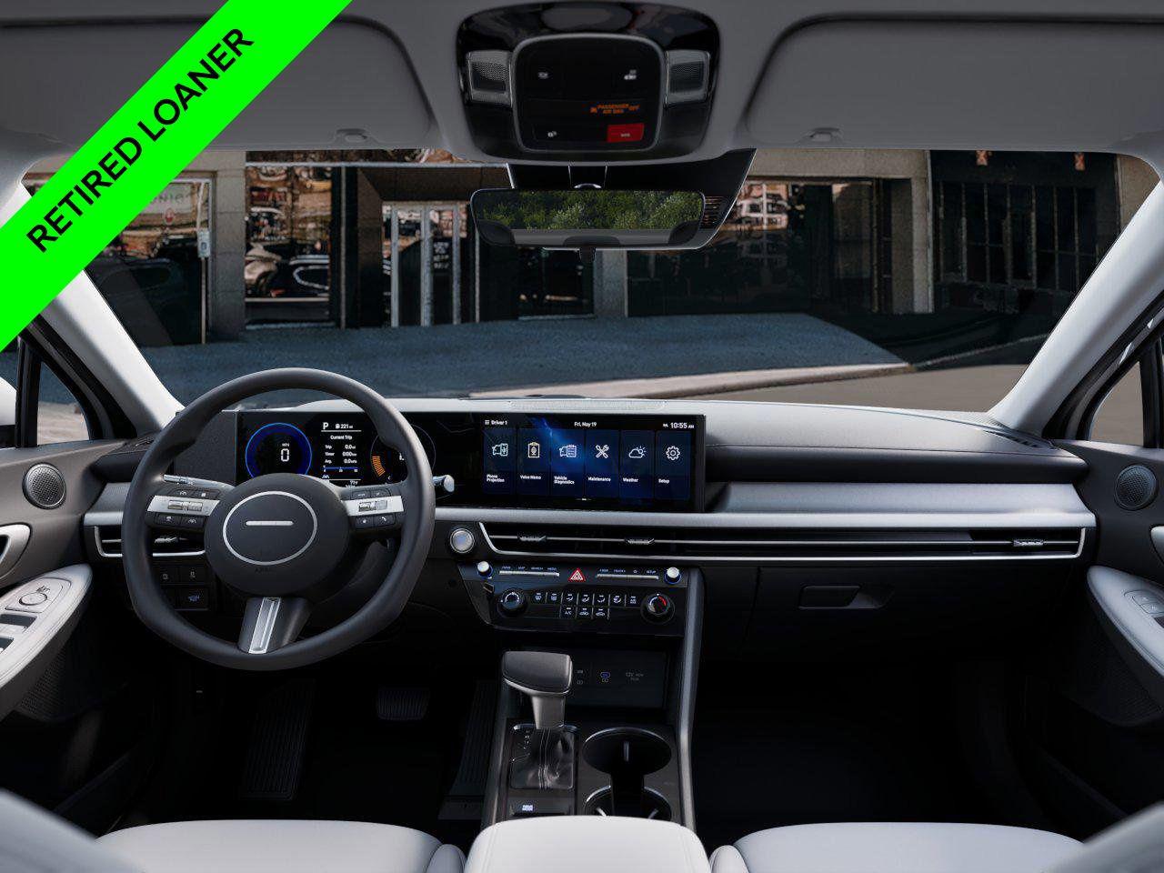 New 2025 W6H White Hyundai SE image 12