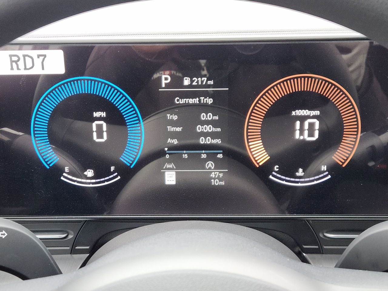 New 2026 SAW White Hyundai SE FWD image 12