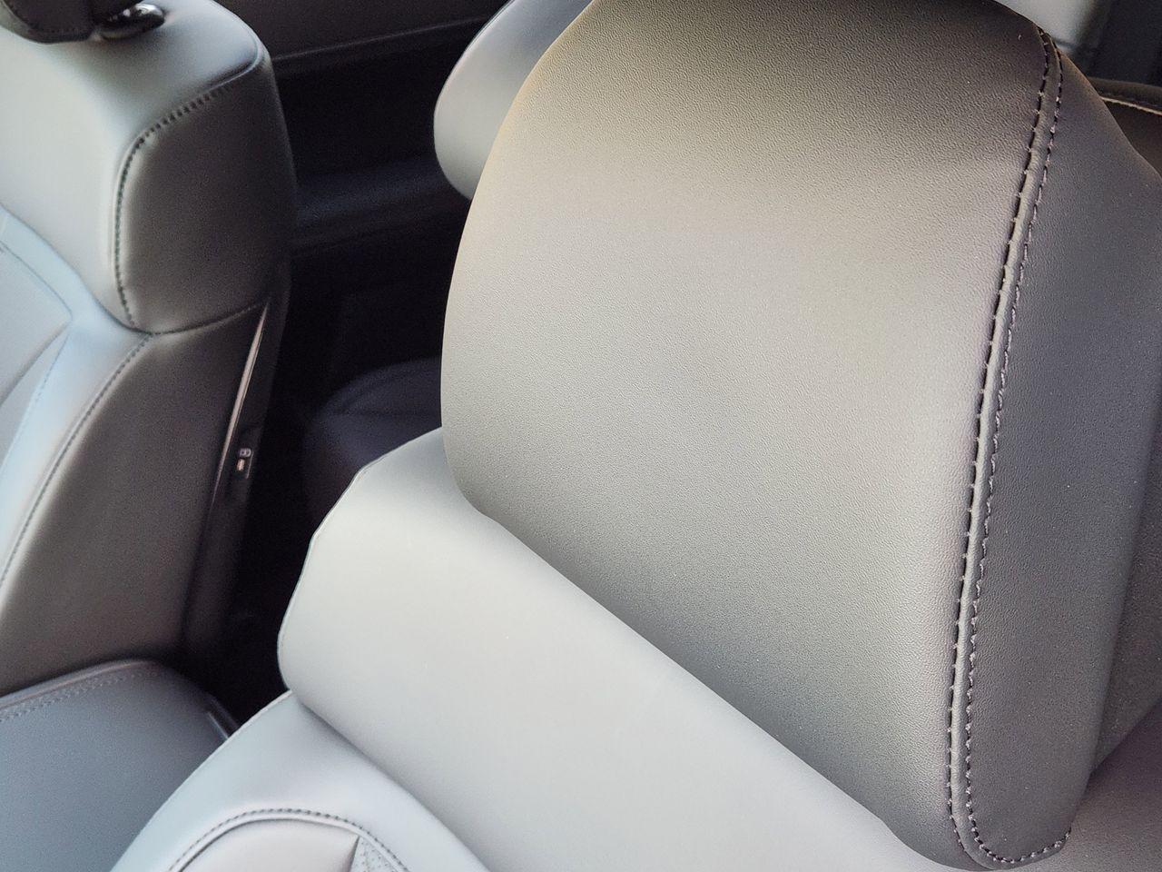 New 2026 W6H White Hyundai SEL FWD image 10