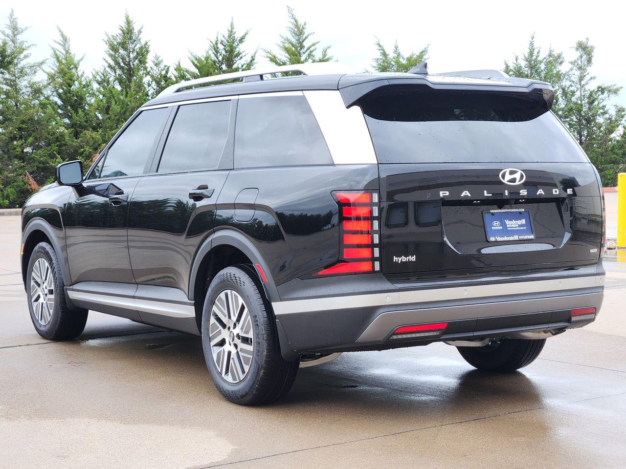 New 2026 Abyss Black Pearl Hyundai SEL 7P image 3