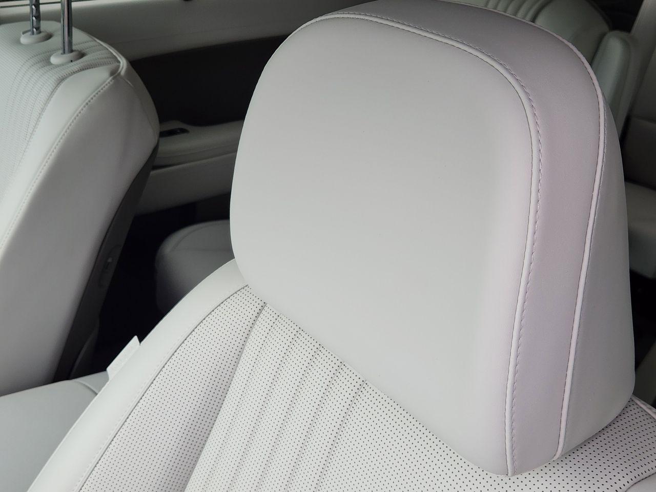 New 2026 WC9 White Hyundai SEL FWD image 11