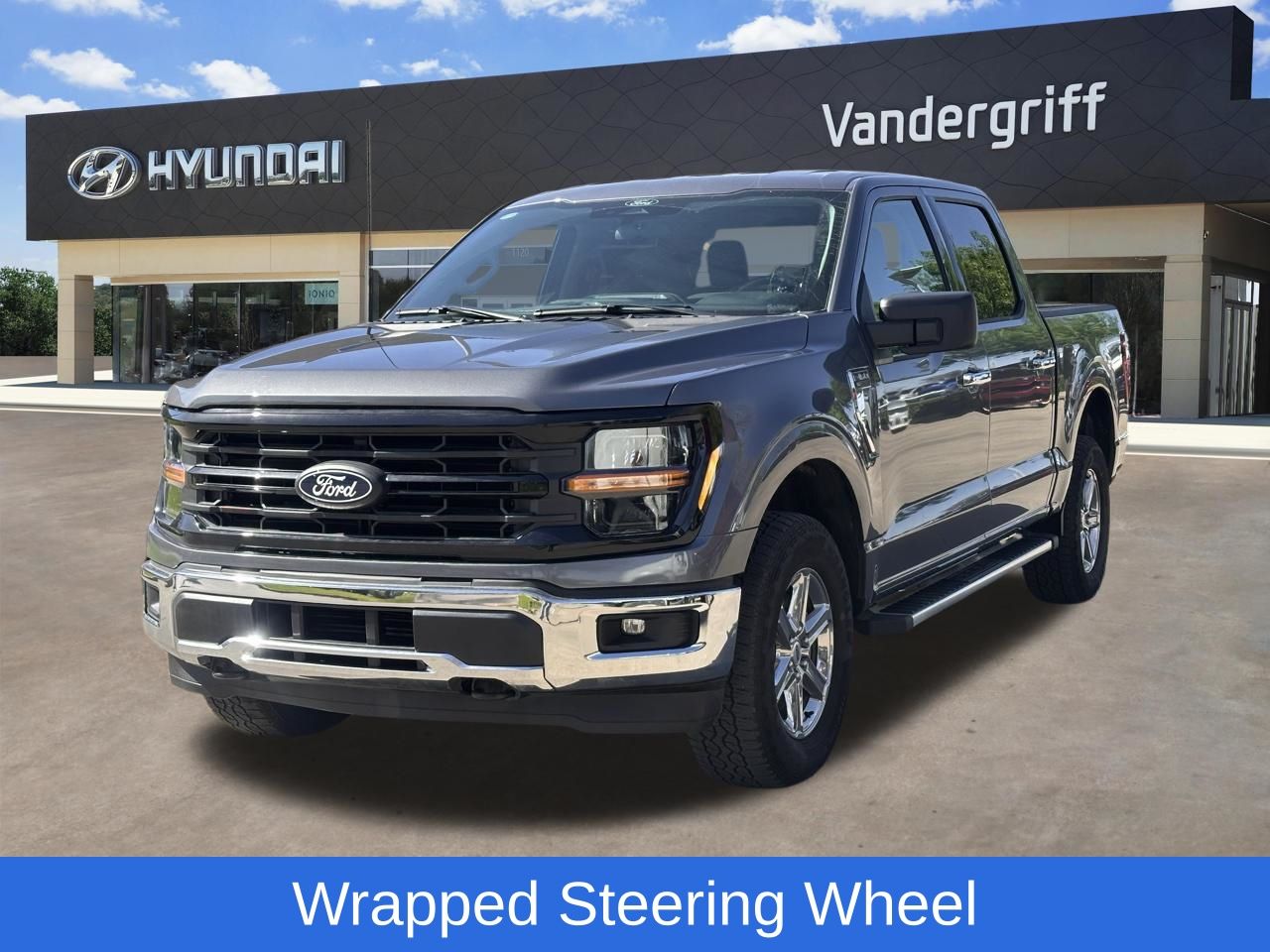 Used 2025 Harbor Gray Metallic Ford XLT image 4