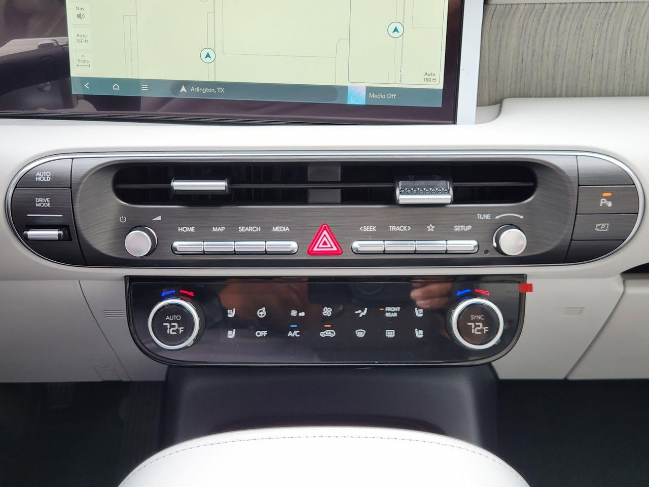 New 2026 T2X Silver Hyundai Calligraphy FWD image 15