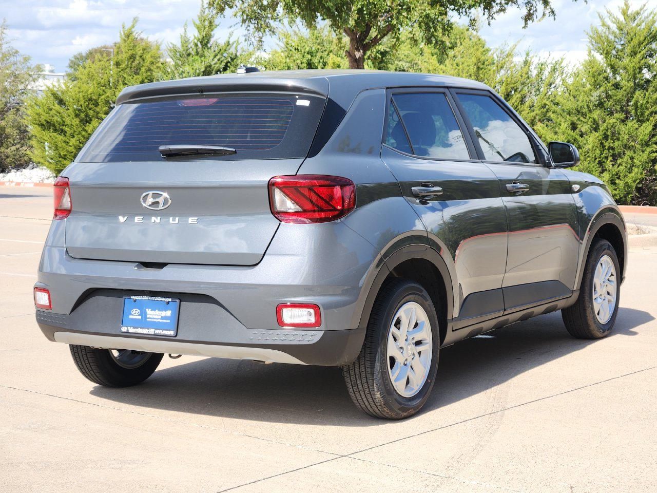 New 2026 Hyundai Venue SE SUV