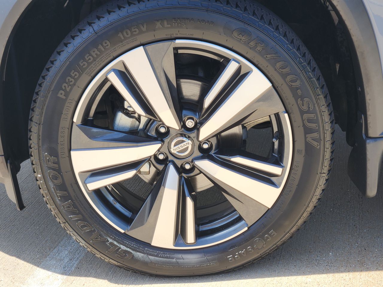 Used 2021 Boulder Gray Pearl Nissan SL image 7
