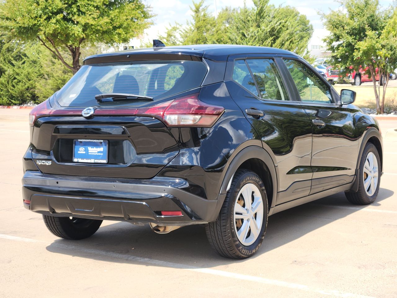 Used 2021 Super Black Nissan S image 4