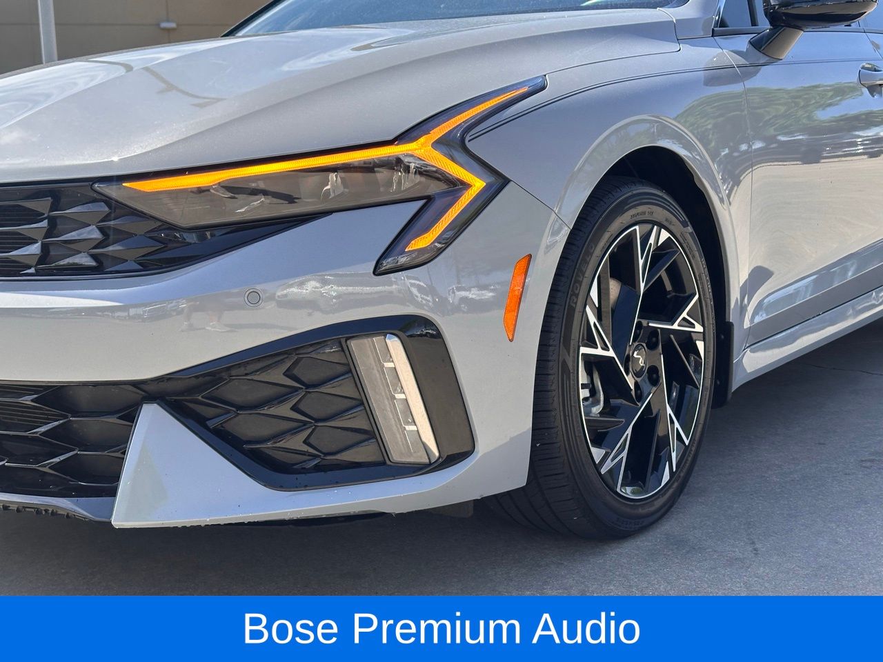 Used 2025 Wolf Gray Kia GT-Line image 5