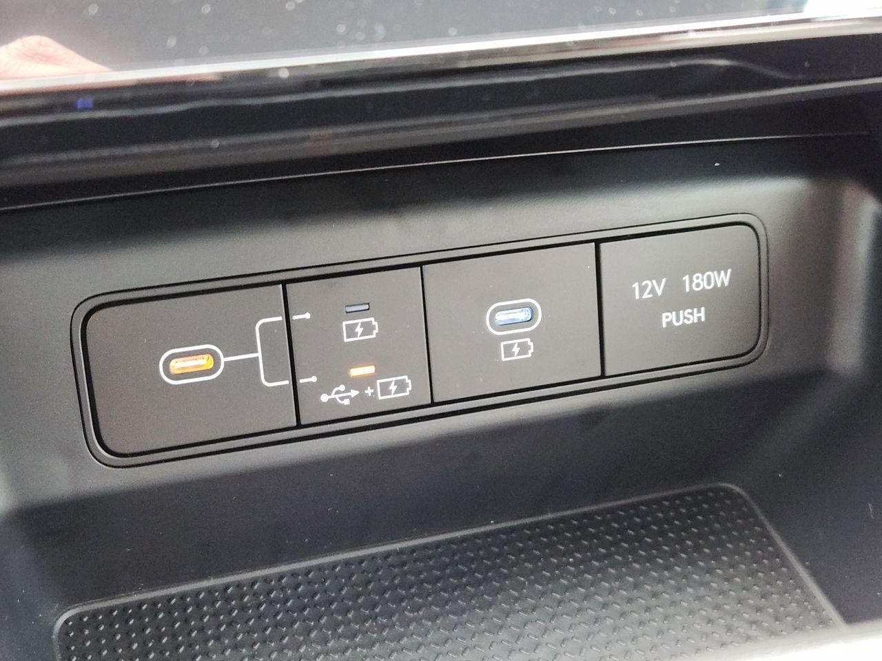 New 2026 W6H White Hyundai SEL FWD image 16