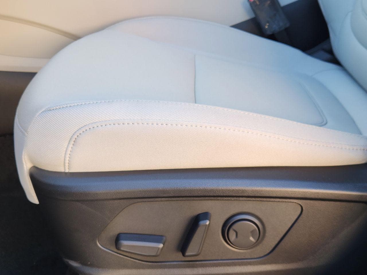 New 2026 NT2 Gray Hyundai SEL FWD image 23