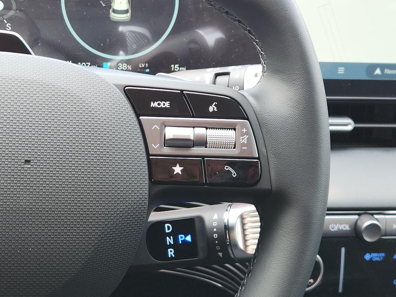 New 2027 A2B/Black Hyundai SE image 28