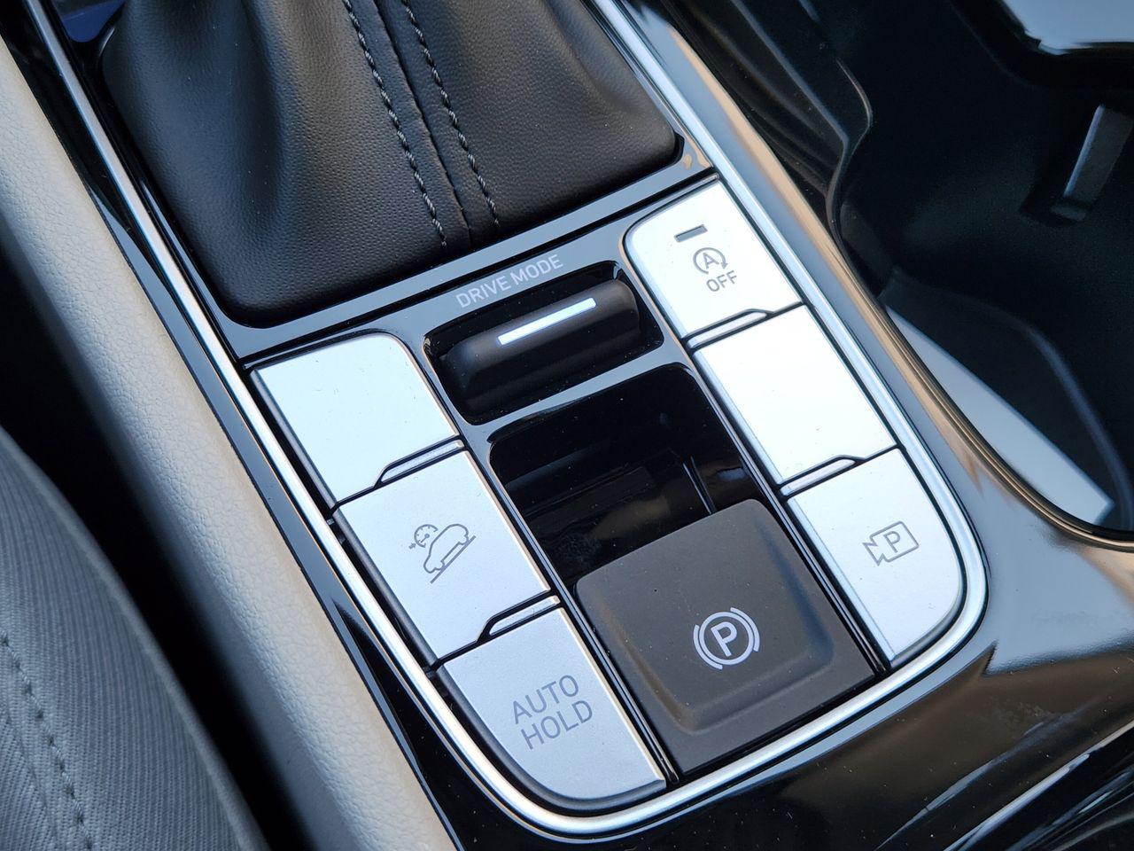 New 2026 Phantom Black Hyundai SEL FWD image 19