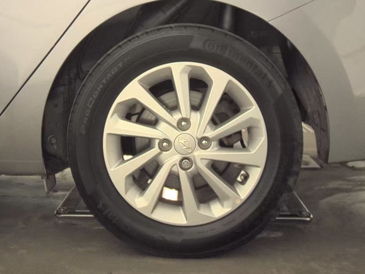 Used 2022 Forge Gray Hyundai SEL image 11