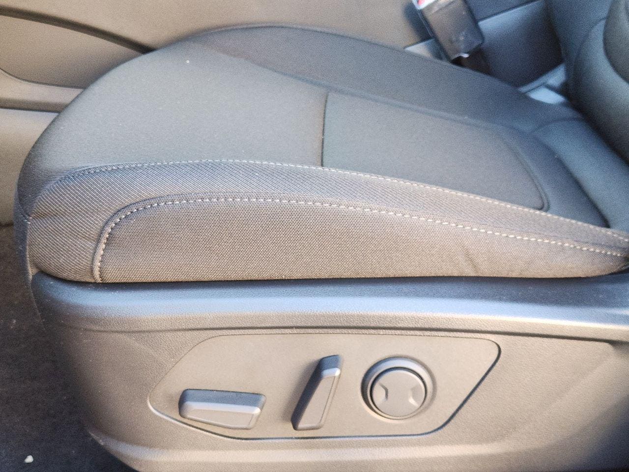 New 2026 Ultimate Red Hyundai SEL FWD image 23