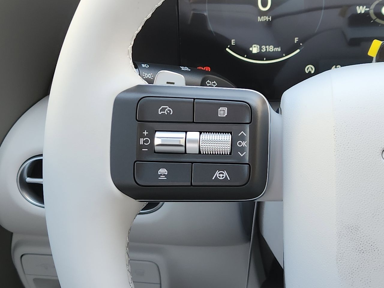 New 2026 WC9 White Hyundai SEL FWD image 27