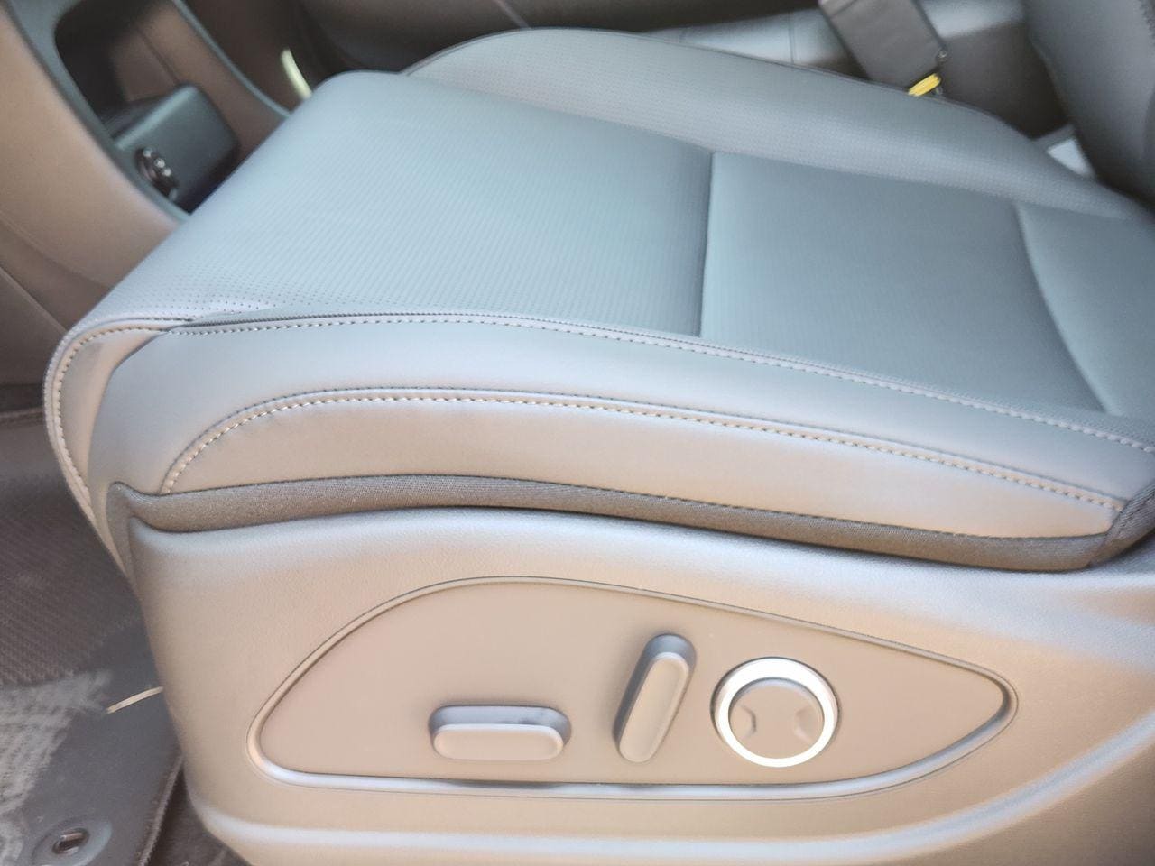 New 2027 Ecotronic Gray Pearl Hyundai SEL FWD image 23