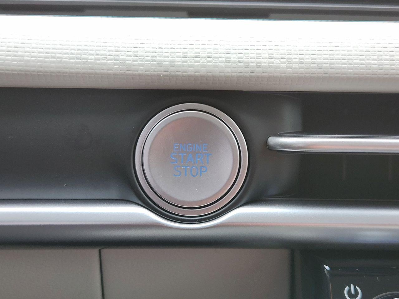 New 2026 TB2 Blue Hyundai SEL FWD image 19