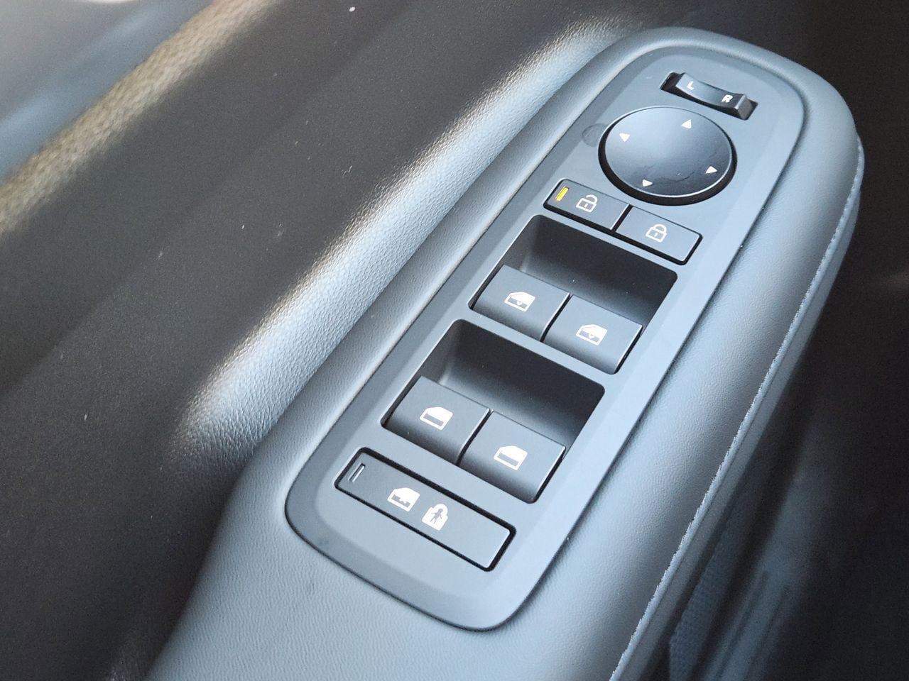 New 2026 PE2 Gray Hyundai SEL FWD image 21