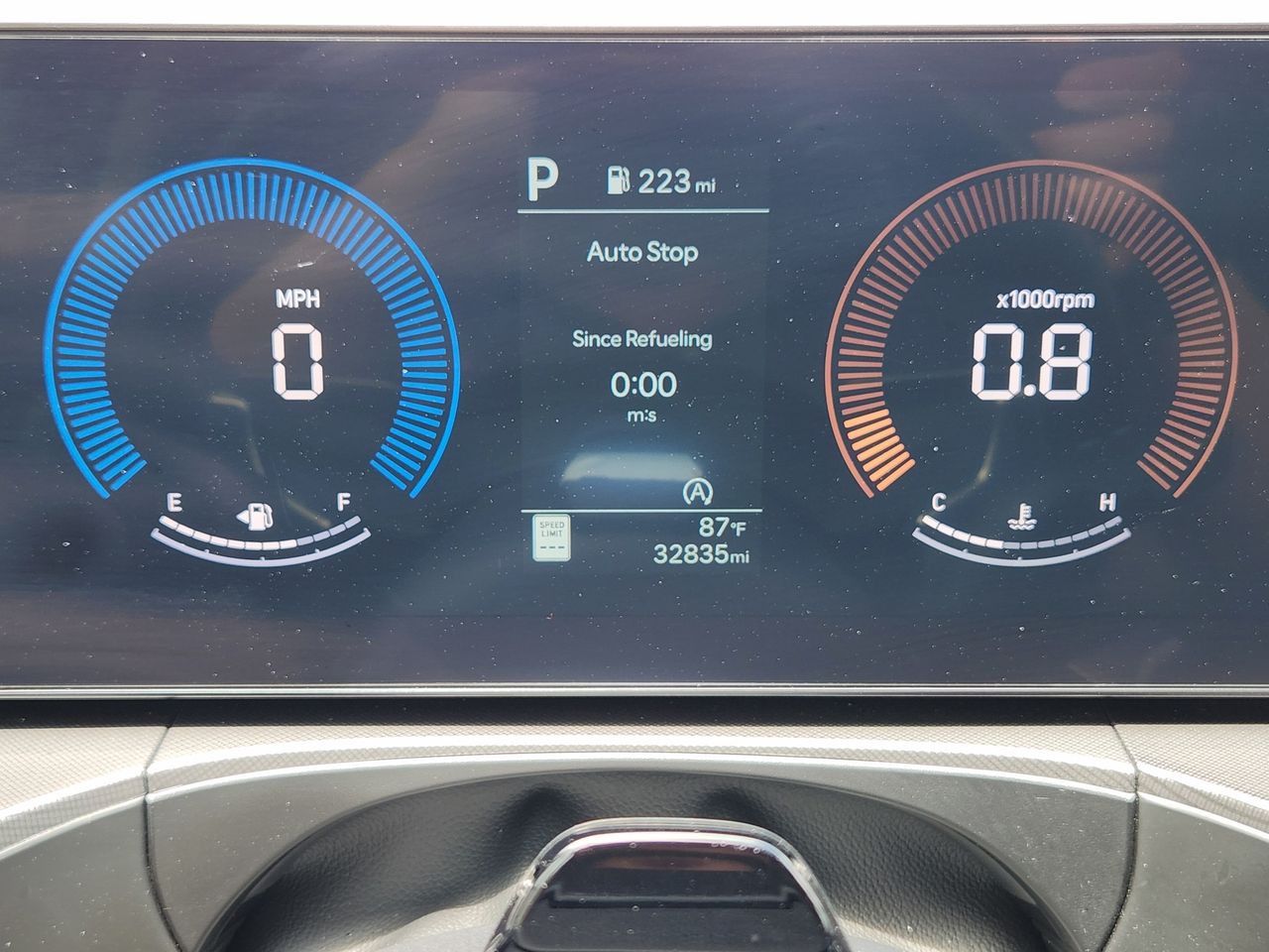 2025 Hyundai Santa Fe SEL - Photo 13