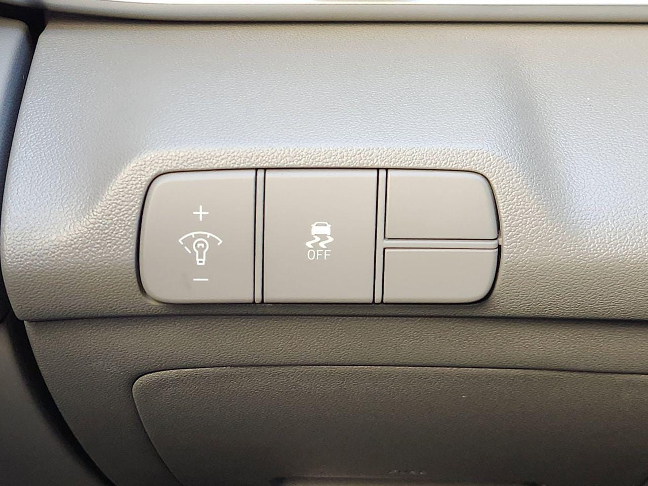 New 2026 A5G Gray Hyundai SEL Sport Premium image 20