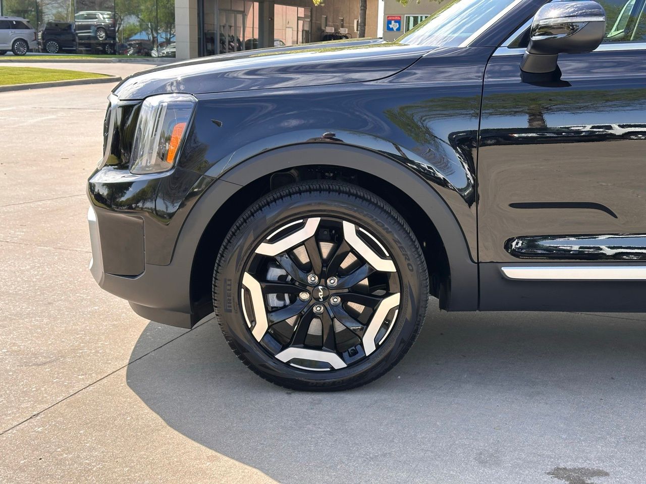 Used 2025 Ebony Black Kia EX image 8