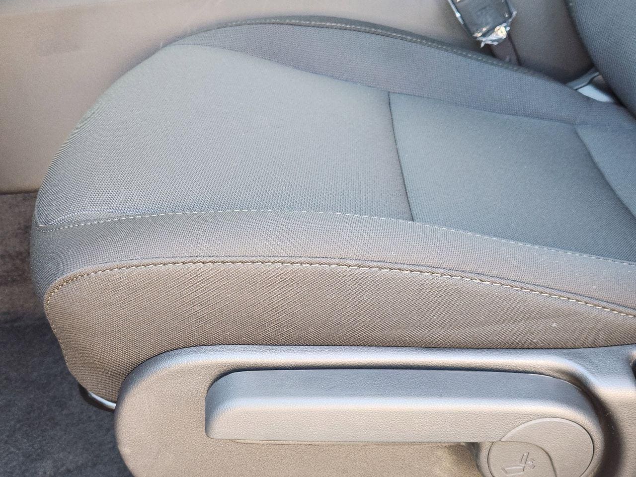 New 2026 C5G Gray Hyundai SEL Sport FWD image 23