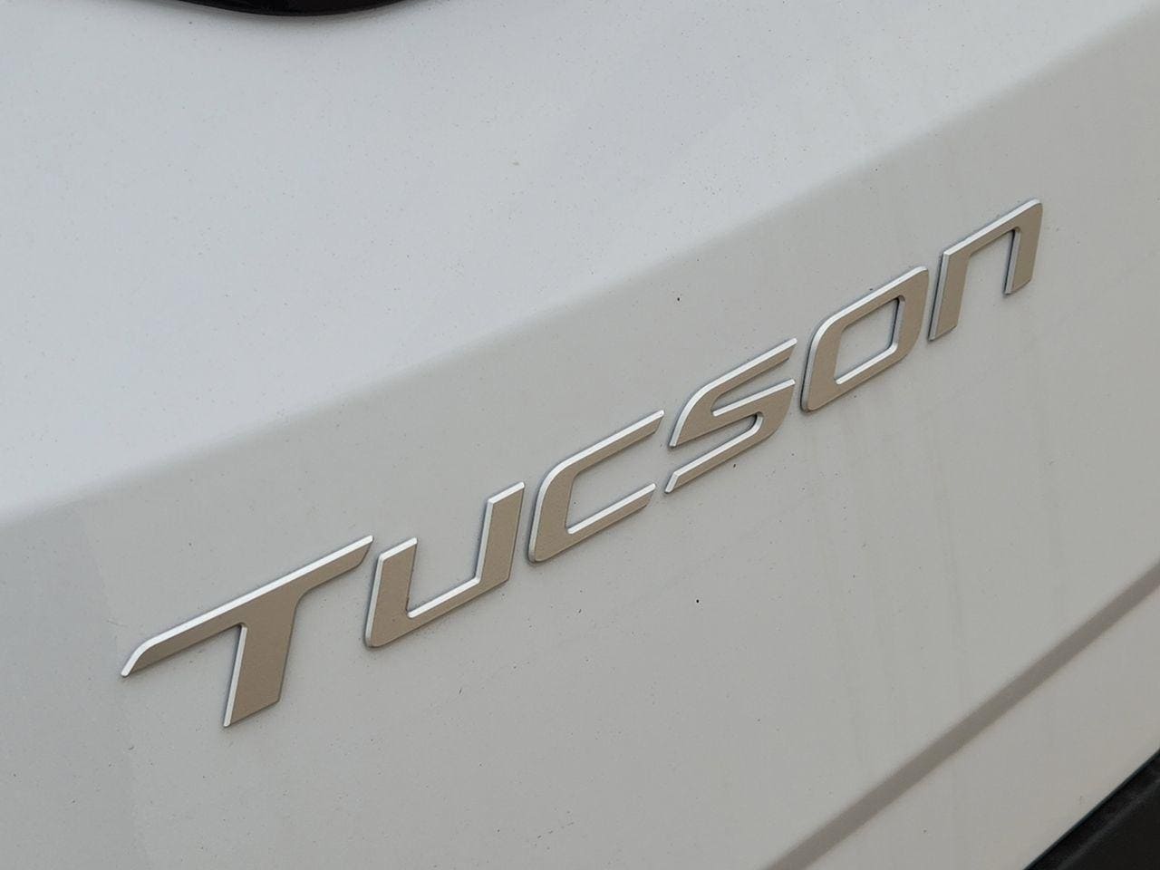 New 2026 Creamy White Pearl Hyundai SEL image 9