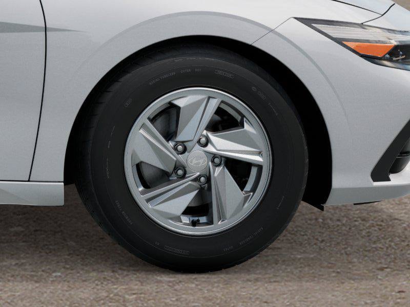 New 2026 Serenity White Hyundai SE image 8