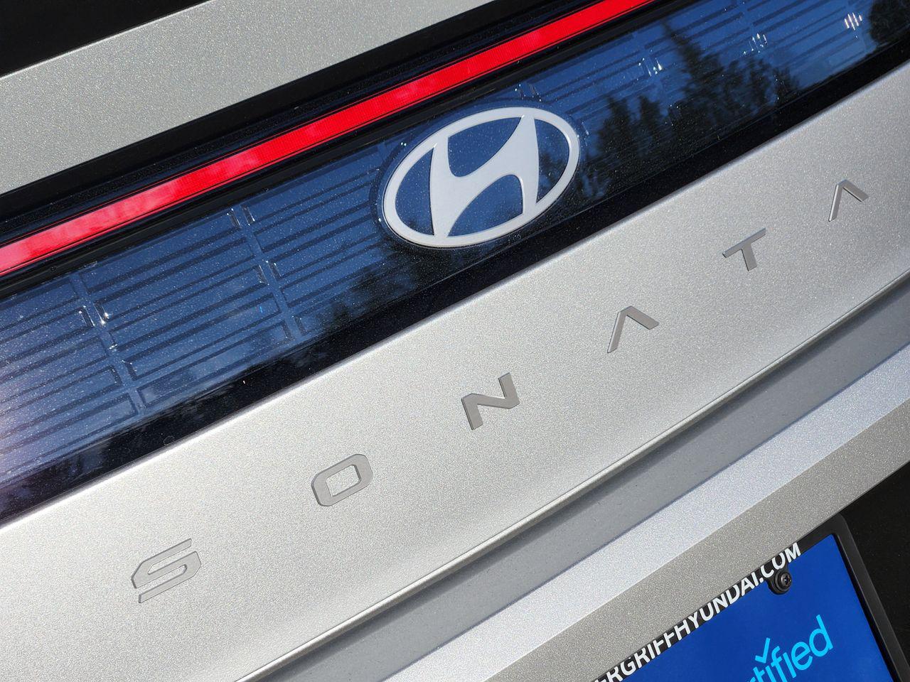 New 2026 Aero Silver Hyundai SEL Sport image 8