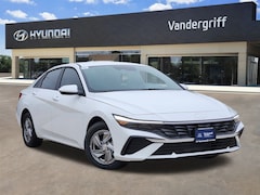 2026 Hyundai Elantra SE Sedan