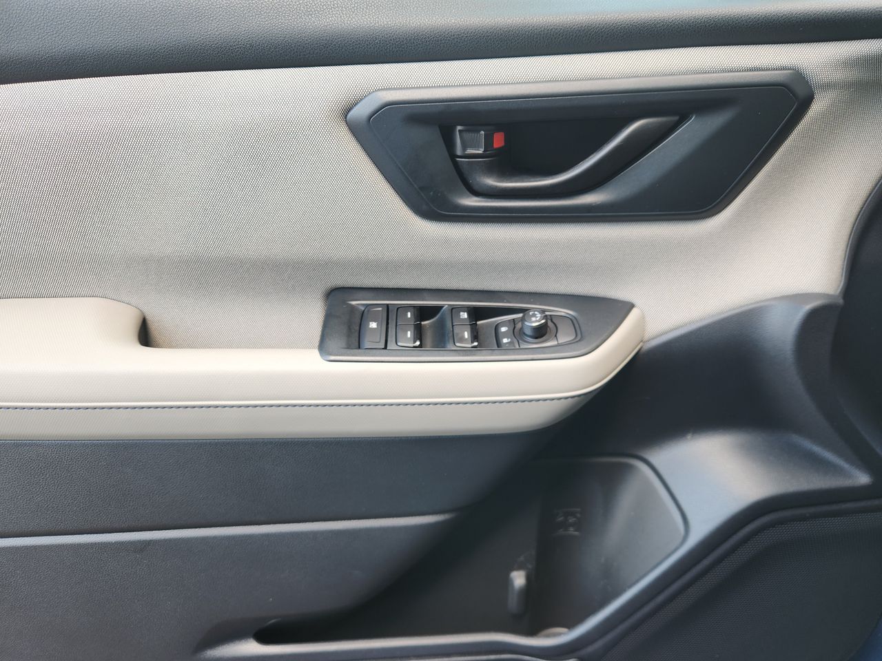 Used 2025 Horizon Blue Pearl Subaru Base image 19