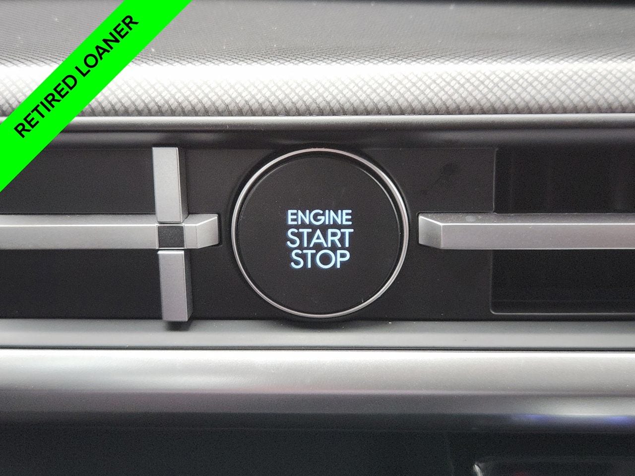 2025 Hyundai Santa Fe SEL - Photo 18